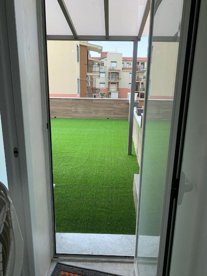 Le Rocce Nere Aparthotel Giardini Naxos Luaran gambar