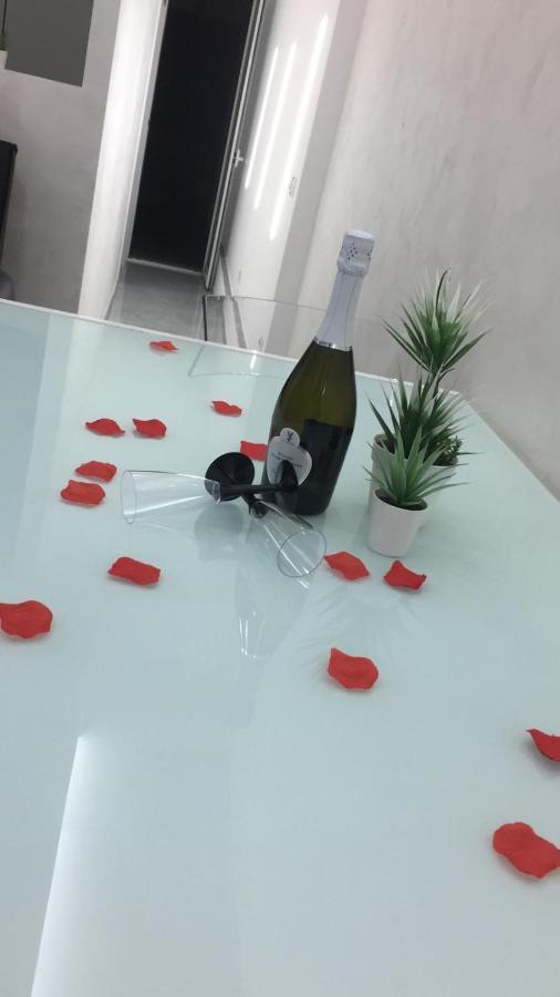 Le Rocce Nere Aparthotel Giardini Naxos Luaran gambar